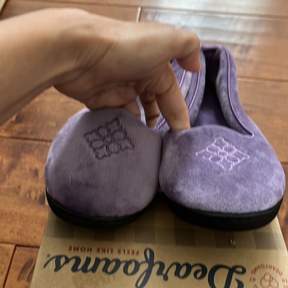 NWT Dearfoams memory foam size 5-6 purple women slippers - Picture 13 of 15